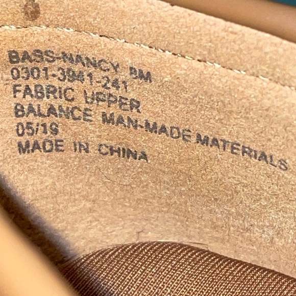 Bass Nancy Slip On Flats.  Size 8. Brown W Faux Brass Buckle.  Fabric Upper. - Picture 9 of 9